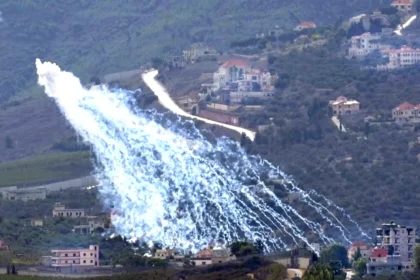 Visual evidence indicates Israel's use of white phosphorus over populated areas in southern Lebanon