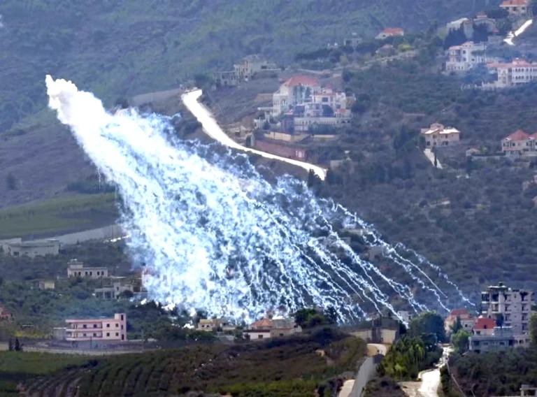 Visual evidence indicates Israel's use of white phosphorus over populated areas in southern Lebanon