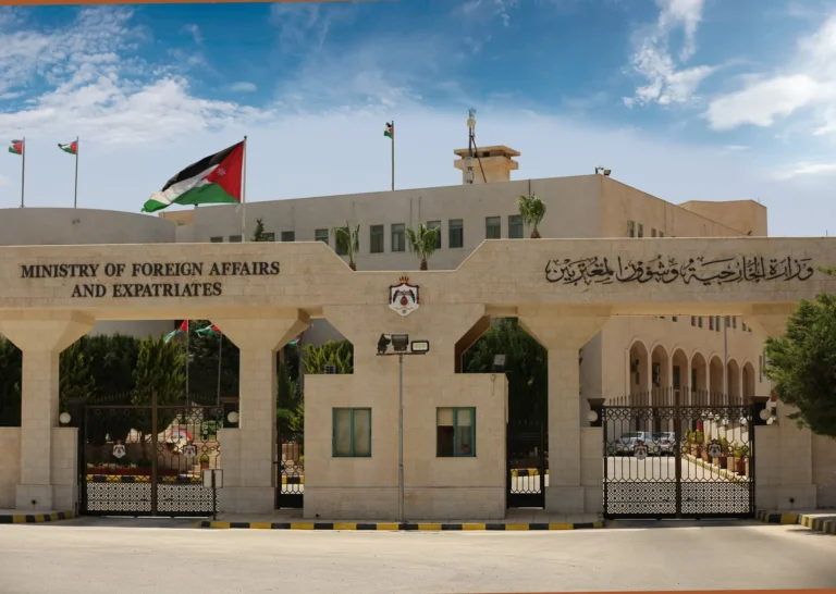 عمّان تجدد رفضها للتوسع الاستيطاني.. وتؤكد تمسك الفلسطينيين بحقوقهم المشروعة