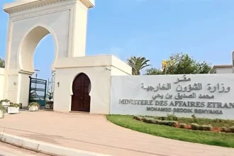 الجزائر تدعو إلى التهدئة وترفض استهداف أمن الدول العربية