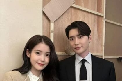 IU and Lee Jong-suk's breakup takes center stage.
