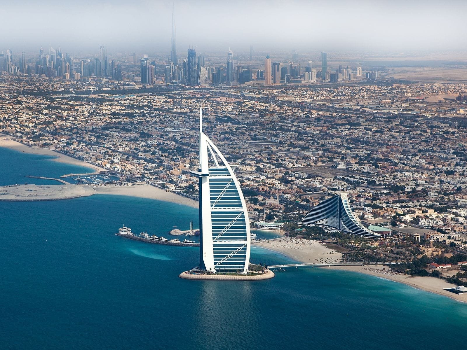 Abu Dhabi and Dubai: Top Middle Eastern Cities for Living 2026