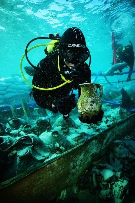 Treasure Under the Waves: 1,700-Year-Old Roman Shipwreck Recovered in Mallorca