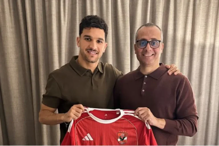 Officially.. Al Ahly of Egypt signs Algerian player Moncef Bqerrar on a contract extending until 2029