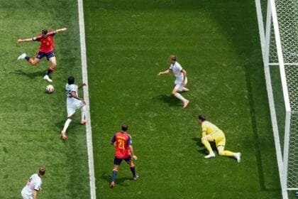 مباراة إسبانيا وبلجيكا في كأس العالم