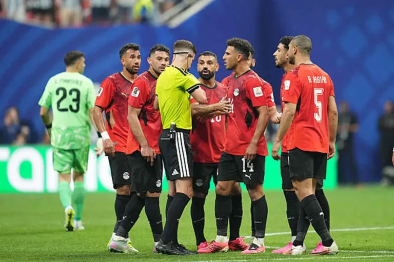 بعد الخروج من المونديال.. اتحاد الكرة المصري يشكر الدولة والجماهير ويتمسك بحقوق المنتخب