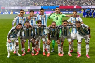 Scaloni finalizes Argentina's lineup against Spain.. and there's competition for a midfield spot