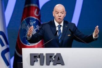 تصعيد جديد ضد فيفا.. الاتحاد الأوروبي يلوح بالتحقيق في خطة بيع حصص بكأس العالم