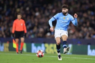 جفارديول لاعب مانشستر سيتي