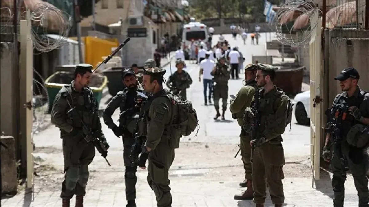 Israeli Army Arrests Over 70 Palestinians in West Bank Amid Widespread Field Escalation