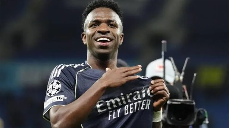 Reports: Real Madrid move to secure Vinicius after Arsenal interest