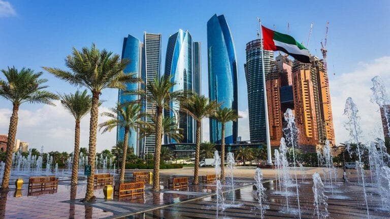 Increase in craft and commercial licenses.. Abu Dhabi is establishing itself as a global destination for business and investment