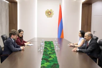 أرمينيا وفرنسا تعززان شراكتهما الاستراتيجية