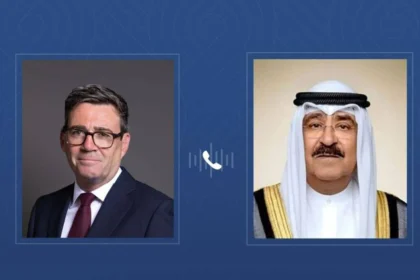 أمير الكويت ورئيس الوزراء البريطاني يبحثان مستجدات الأوضاع الإقليمية والدولية