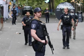 مقتل شخصين وإصابة 5 آخرين في حادث إطلاق نار بمركز سياتل الأمريكي
