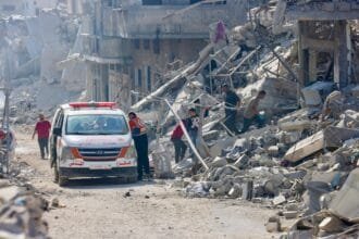 Fourteen Palestinians, including children and women, were injured in an Israeli bombing of the Gaza Strip