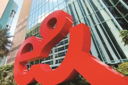 With $5.95 billion.. E& completes sale of Vodafone stake