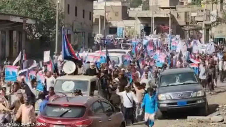 Anger is mounting in southern Yemen, with widespread protests denouncing the deteriorating living conditions