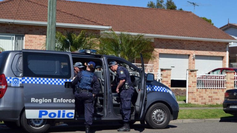 Sydney: Two armed men arrested after threatening the Chabad synagogue during Saturday prayers