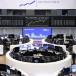 الأسهم الأوروبية تغلق على ارتفاع طفيف بدعم من انتعاش قطاع السلع الفاخرة