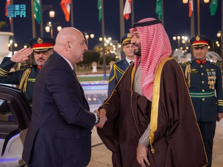 السعودية ولبنان يؤكدان أهمية دعم أمن المنطقة وتعزيز جهود الاستقرار