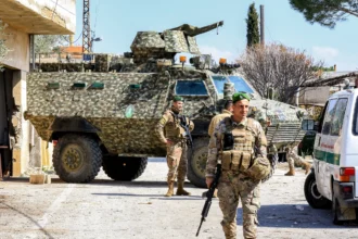 The Lebanese army begins deployment in the first "experimental zone" in southern Lebanon
