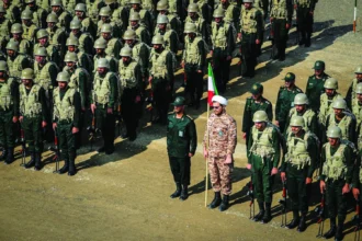 How does the Revolutionary Guard use cryptocurrencies to circumvent US sanctions?