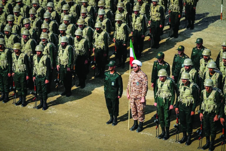 How does the Revolutionary Guard use cryptocurrencies to circumvent US sanctions?