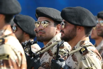 Large-scale US strikes against the Iranian Revolutionary Guard