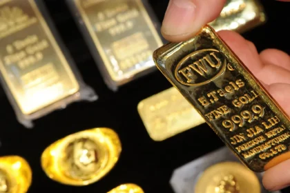 الذهب يهبط 0.52%.. كيف تأثرت أسعار المعادن النفيسة بتوقعات الفائدة؟