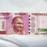 The Indian rupee breaks the 96 barrier against the dollar amid energy inflation fears
