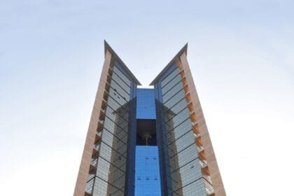 بنمو 15.3%.. "الشارقة الإسلامي" يحقق أرباحاً صافية بقيمة 803.9 مليون درهم في النصف الأول