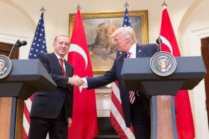 ترامب يزور تركيا بطلب من أردوغان.. هل تكون "هدية" المقاتلات حاضرة؟