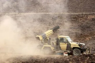 Houthi missile platforms and weapons depots targeted in Marib and Al-Jawf, while the coalition supporting legitimacy destroyed military sites in Hodeidah