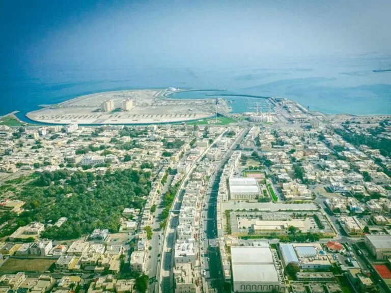 خلال النصف الأول.. 1.1 مليار درهم تداولات عقارية بـ "الوسطى والشرقية"