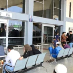 اليمن يغلق جميع المطارات أمام الحركة الجوية حتى إشعار آخر