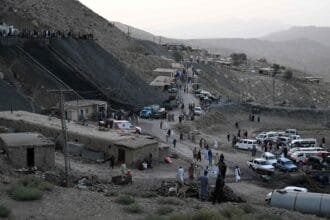 كارثة جديدة في باكستان: عشرات الضحايا بانفجار منجم فحم بأسطح بلوشستان