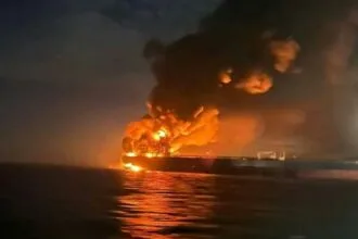 Breaking | Oil tanker explodes in the Strait of Hormuz after hitting a sea mine