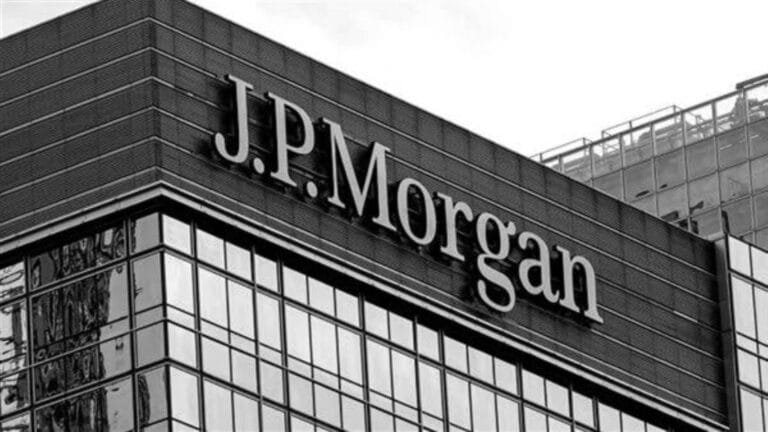 JPMorgan adjusts its gold price forecast amid global interest rate pressures