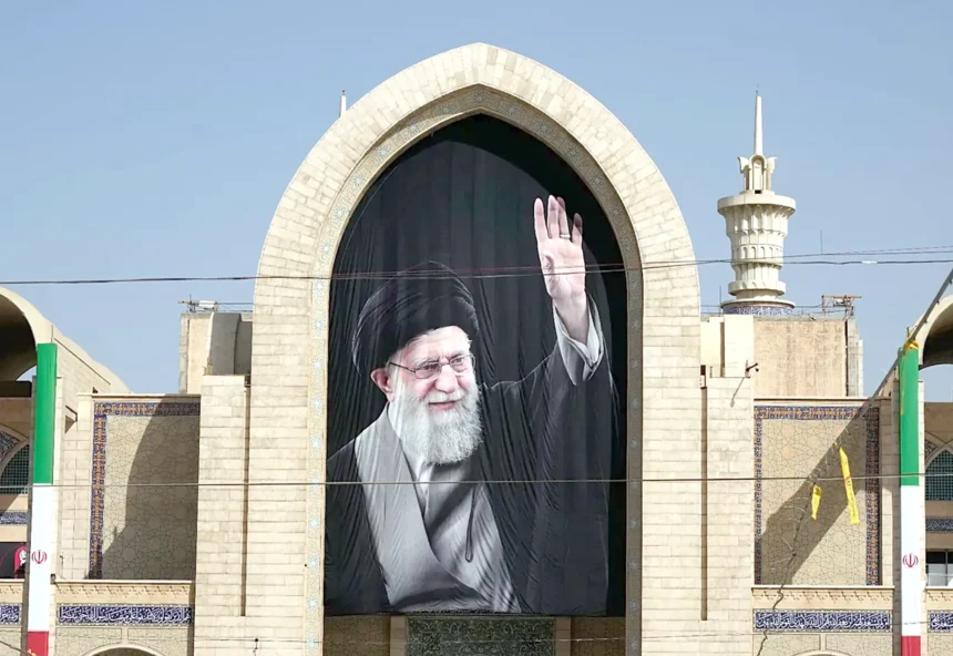تشييع خامنئي يبدأ في طهران وسط إجراءات أمنية مشددة ومراسم تستمر أسبوعًا