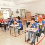 قرار بتعزيز الإنجليزية في المدارس يعيد الجدل حول مستقبل الفرنسية في الجزائر