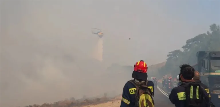 Greece raises alert level amid fears of renewed Paros fires due to strong winds