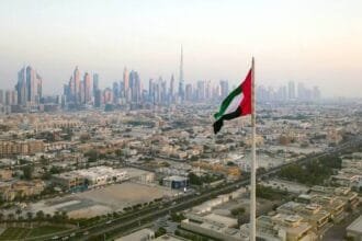 الإمارات تؤكد تضامنها الكامل مع السعودية وتدين محاولات استهداف أمنها