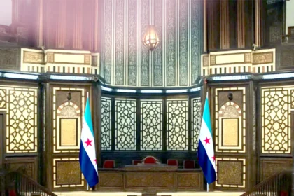 سوريا تؤجل الجلسة الأولى لمجلس الشعب وتترقب زيارة ماكرون إلى دمشق