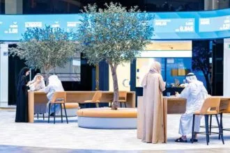 Local stock trading exceeds 7.7 billion dirhams within a week