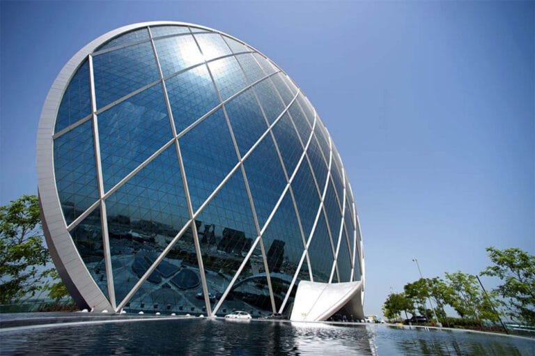 "الدار" ترفع أرباحها إلى 4.9 مليار درهم وإيراداتها تتجاوز 16 مليارًا في نصف عام