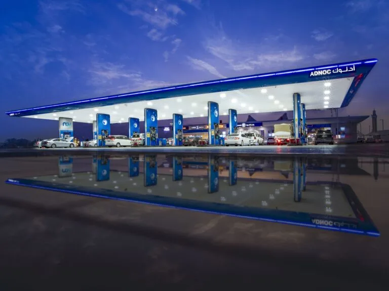 Strong investment.. ADNOC Distribution signs final agreement to acquire Shell Downstream South Africa