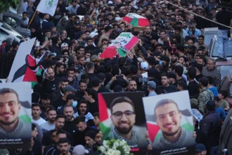 ضحايا وإصابات في صفوف الإيرانيين مع استمرار "الضربات القاسية" الأمريكية