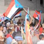 غضب في جنوب اليمن.. مظاهرات حاشدة ترفض أي تسوية تمنح الحوثيين نفوذًا