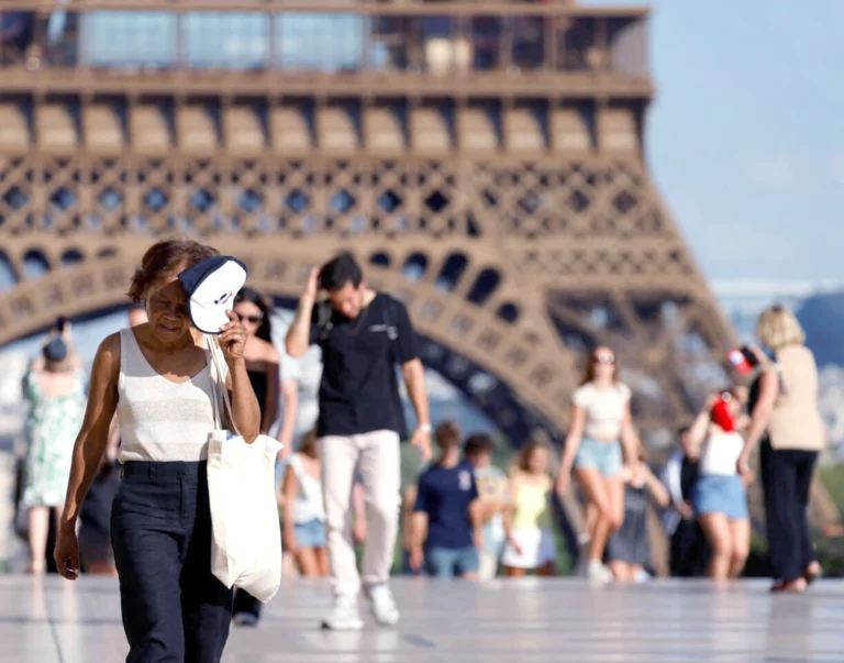 France braces for another heatwave and warns of forest fires in the south